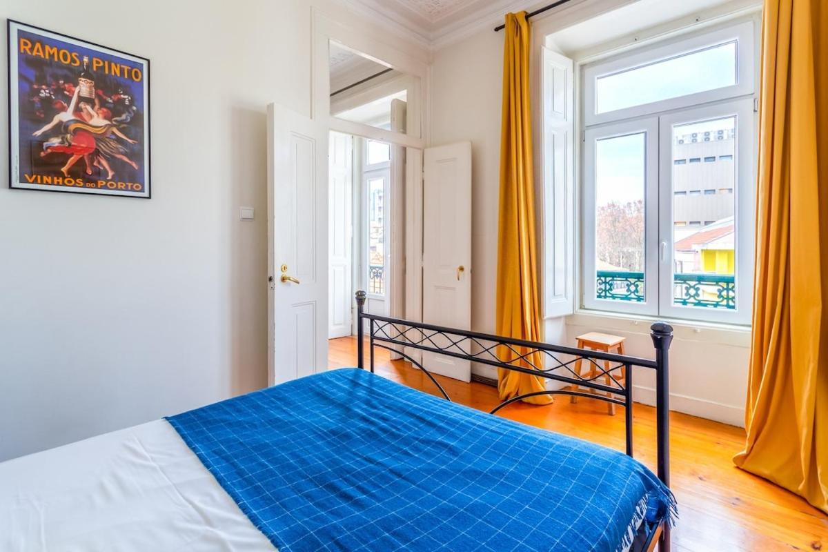 Bright 2 Bedroom Apt 100M From Av. Liberdade Lisboa Eksteriør bilde